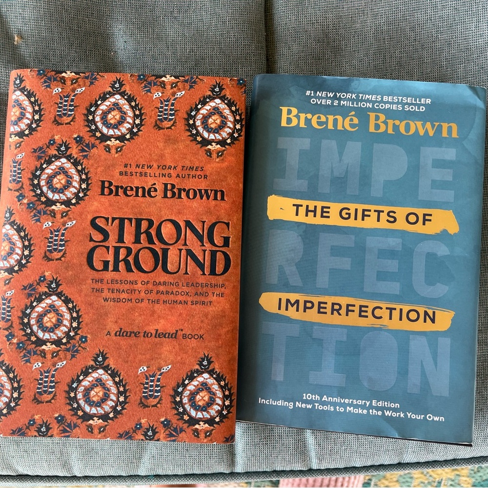Excellent condition ~Brené Brown Hardcover Book Set